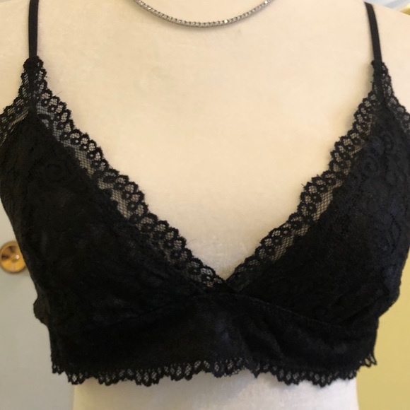 Aritzia Talula Black Renfrew Bralett - Picture 2 of 7